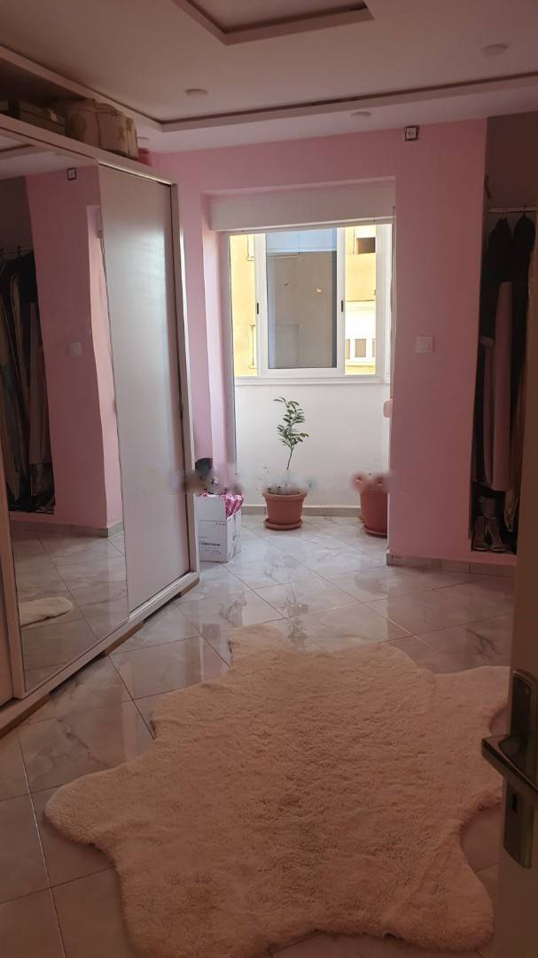 Location Appartement F4 Djasr Kasentina