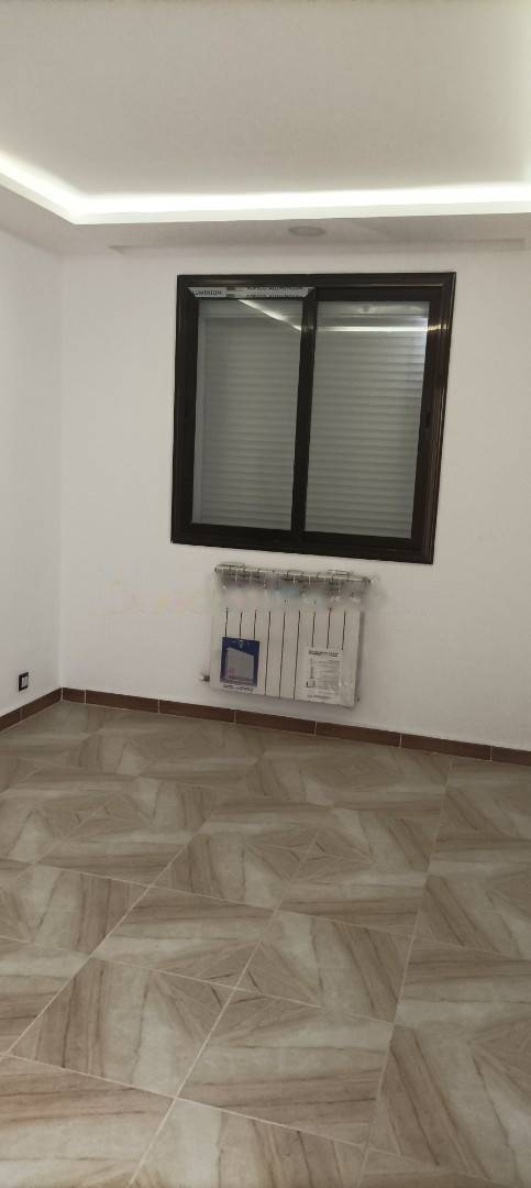 Location Appartement F4 Hydra