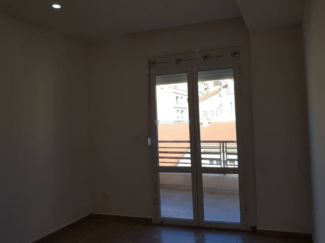 Location Appartement F3 Dely Ibrahim