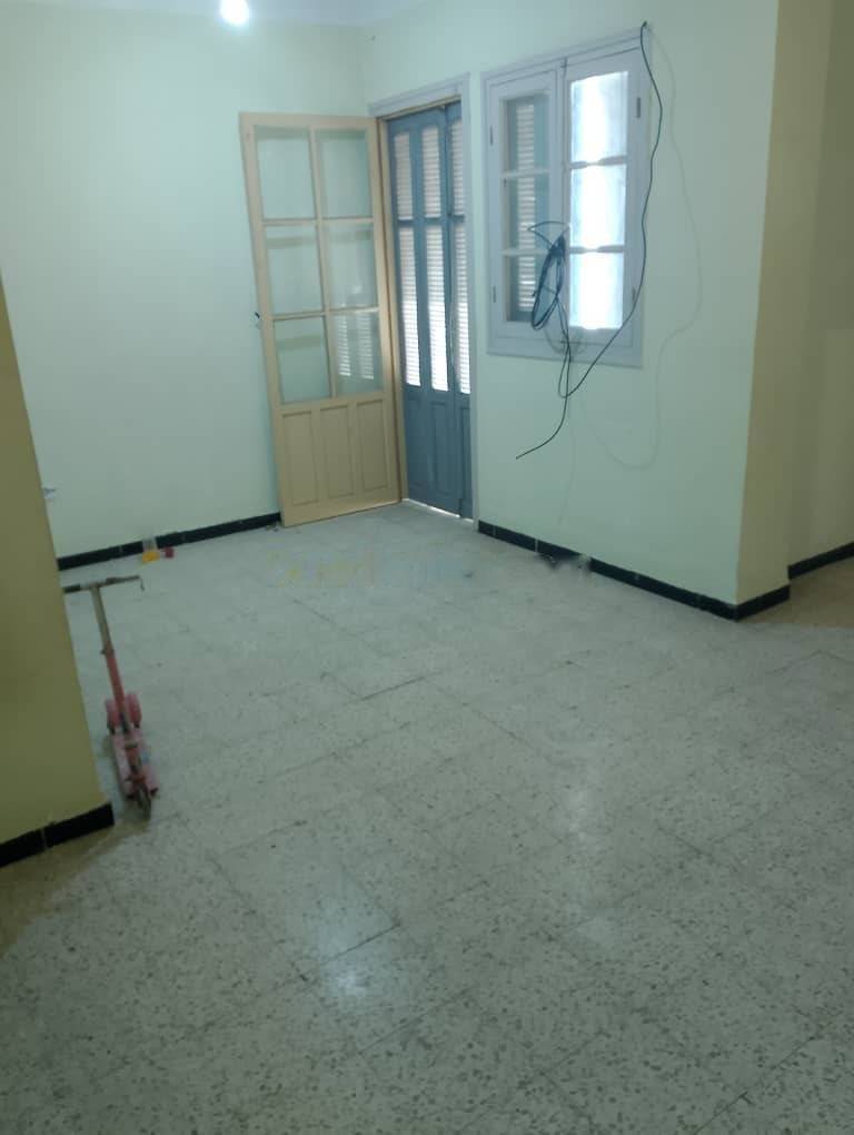 Location Appartement F3 Baba Hassen