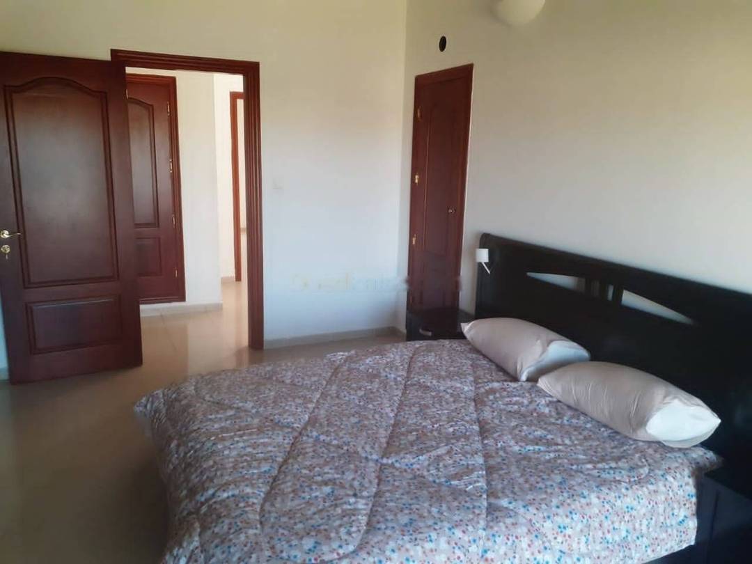 Location Appartement F4 El Achour