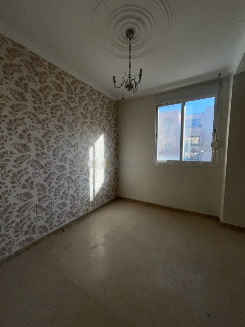 Location Appartement F4 Ben Aknoun