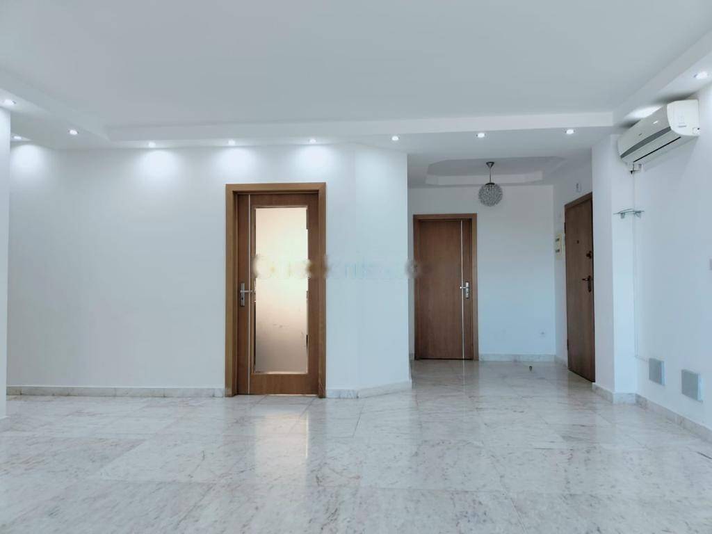 Location Appartement F4 Birkhadem