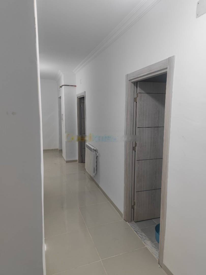 Location Appartement F5 Kouba