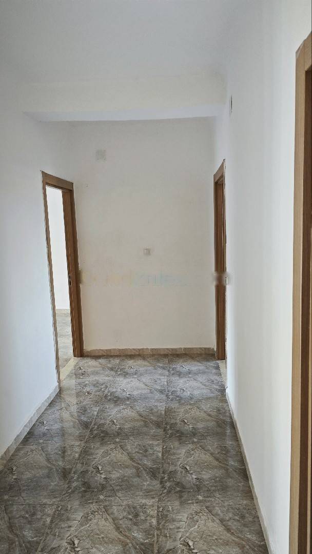 Location Appartement F5 Bordj El Bahri