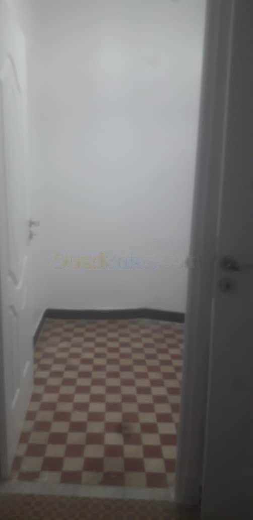 Location Appartement F5 Alger-Centre