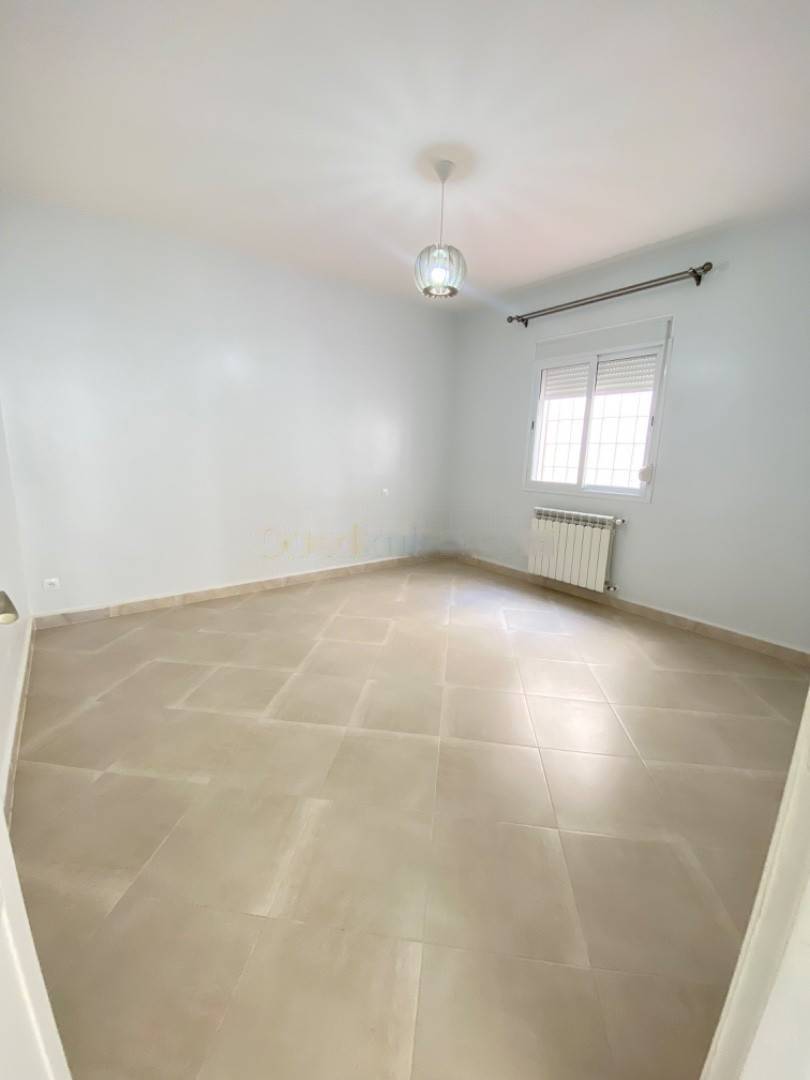 Location Appartement F3 Birkhadem