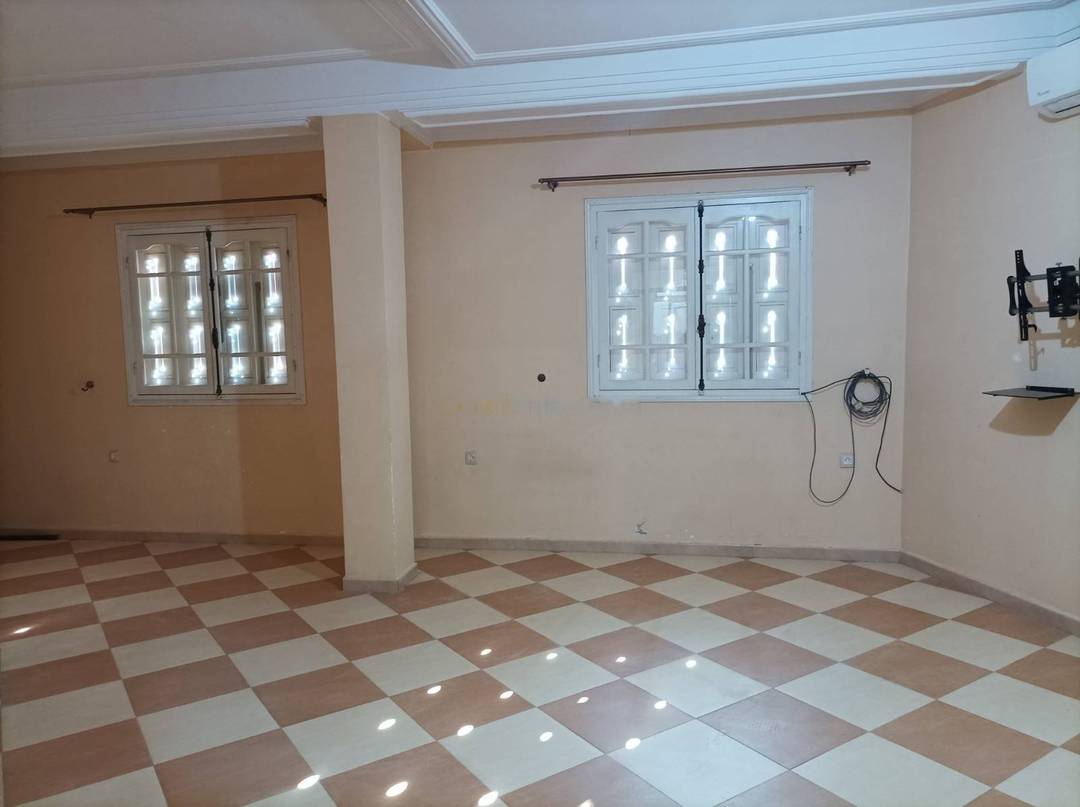 Location Niveau de villa F4 Bab Ezzouar