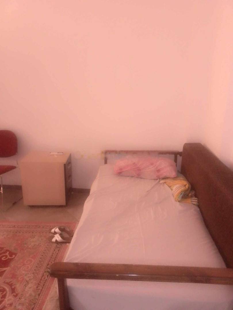 Location Appartement F4 Dely Ibrahim