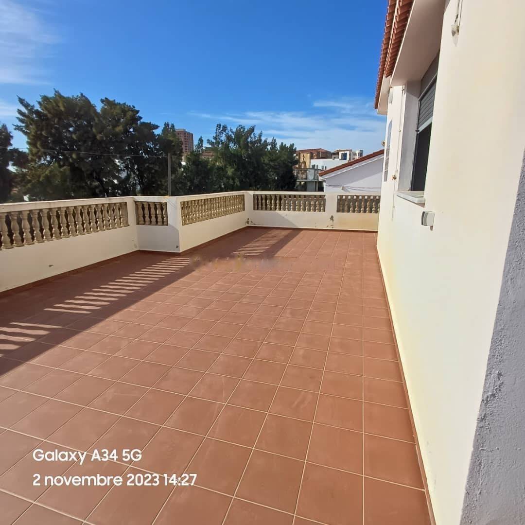 Location Niveau de villa F4 Birkhadem