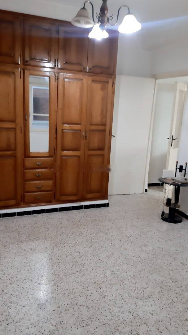 Location Appartement F3 Djasr Kasentina