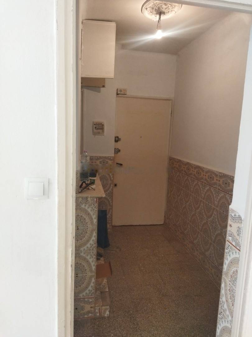 Location Appartement F2 Djasr Kasentina