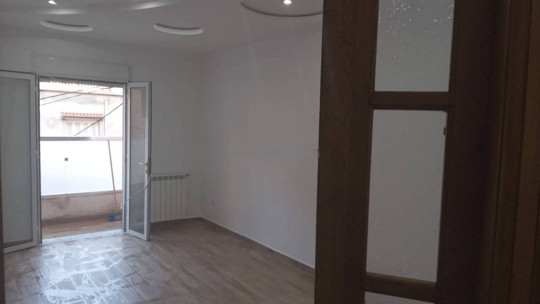 Vente Appartement F3 Souidania