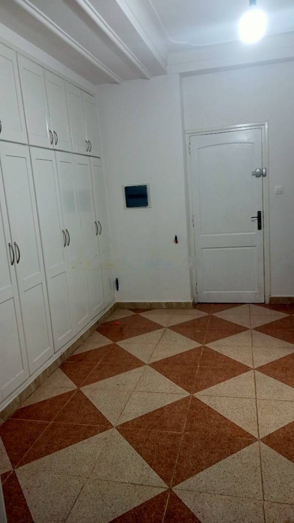 Location Niveau de villa F3 Douera