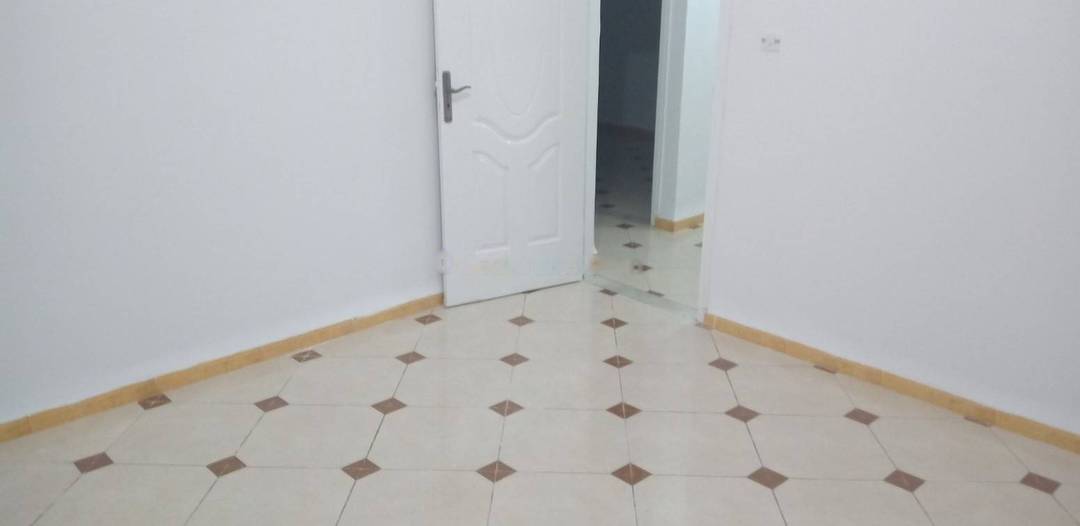 Location Niveau de villa F4 Djasr Kasentina