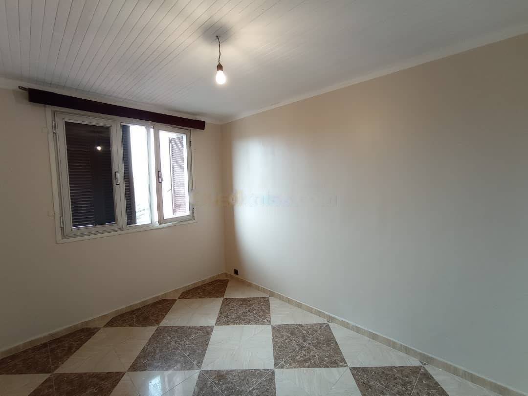 Location Appartement F3 Bab Ezzouar