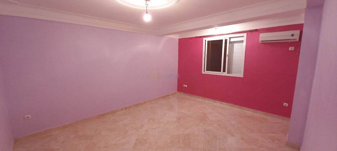 Location Appartement F4 Zeralda