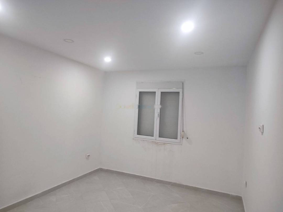 Location Appartement F2 Baraki