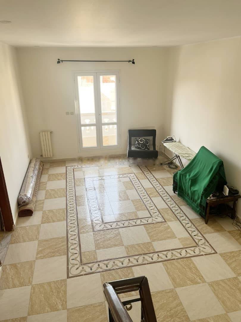 Vente Villa F9 Souidania