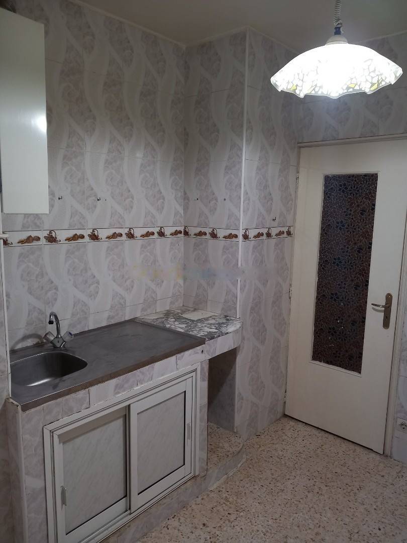 Location Appartement F2 Bab Ezzouar