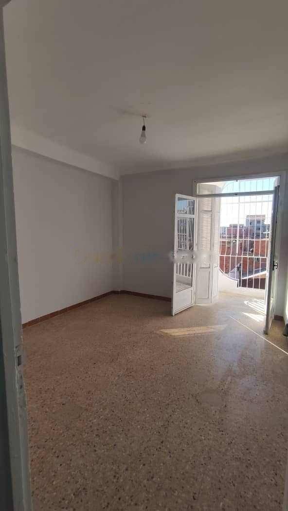 Location Appartement F4 Bordj El Bahri