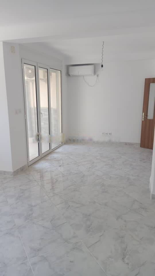 Location Appartement F5 Hydra