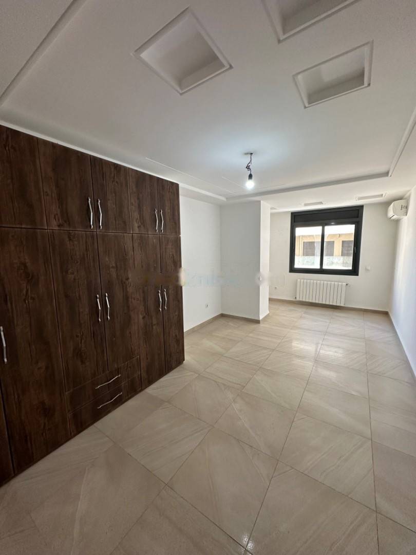 Location Appartement F4 Bir Mourad Rais
