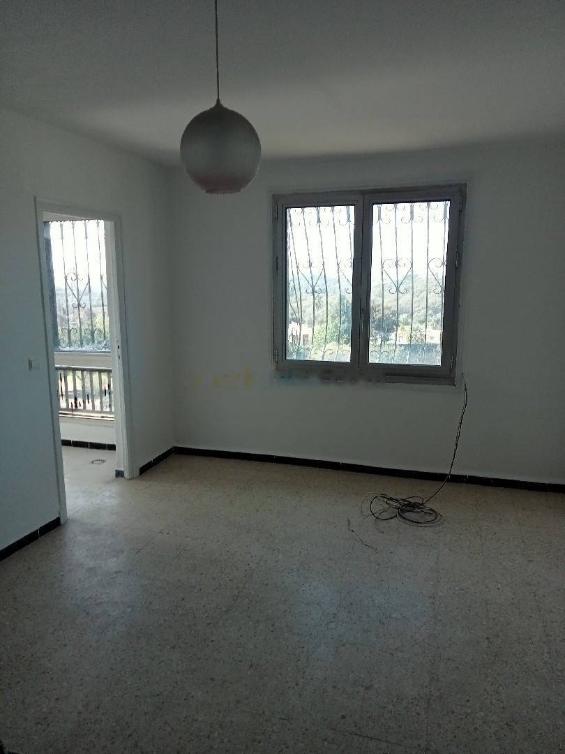 Location Appartement F3 Bir Mourad Rais