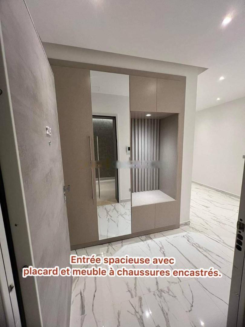 Location Appartement F4 Dely Ibrahim