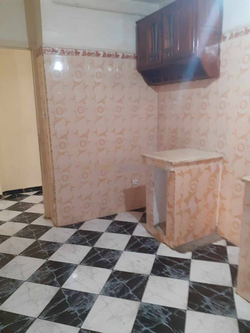 Location Appartement F3 Birkhadem