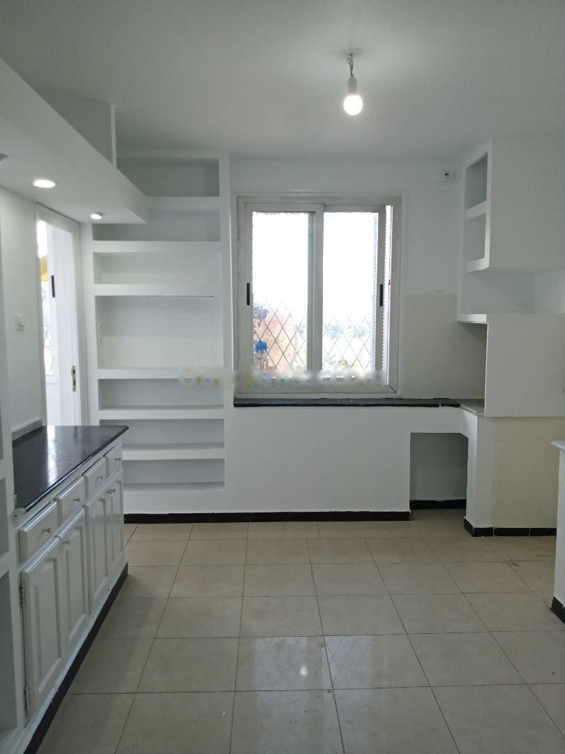 Location Appartement F5 Cheraga