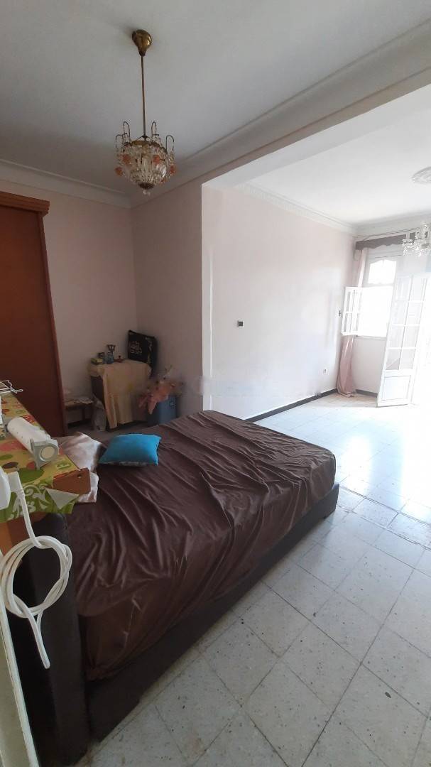 Location Niveau de villa F5 Bouzareah