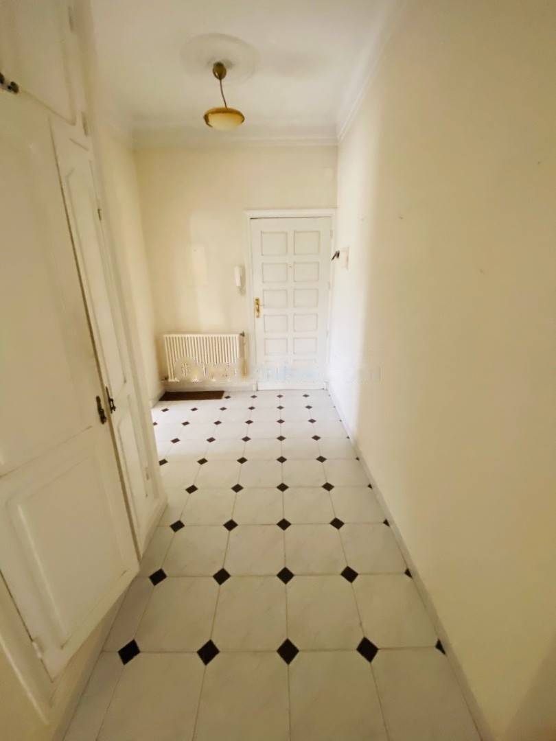 Location Appartement F4 Hydra
