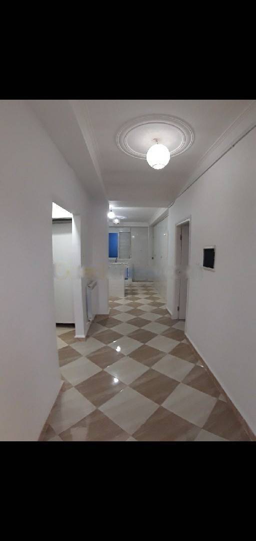 Location Appartement F3 Dely Ibrahim