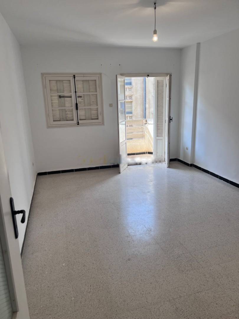 Location Appartement F5 Bouzareah