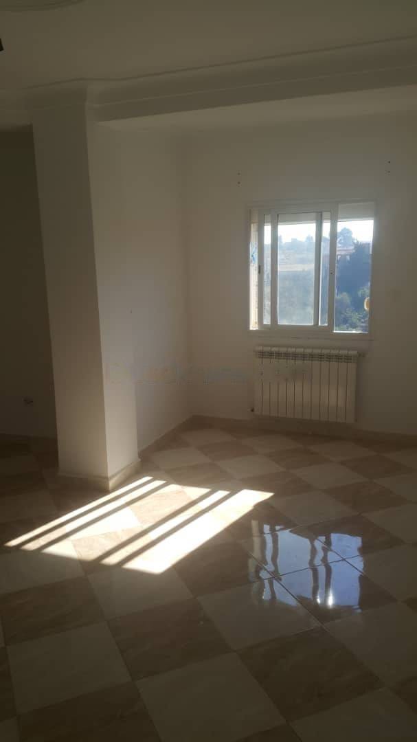 Location Appartement F3 Djasr Kasentina