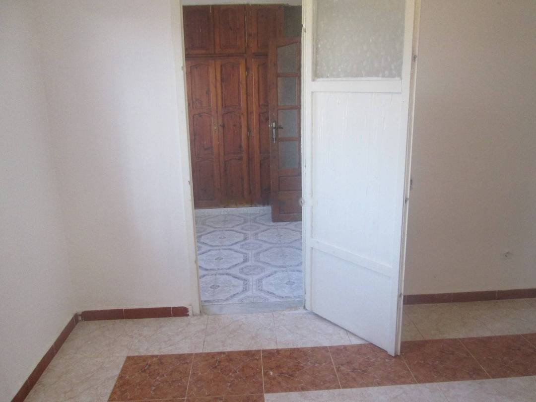 Location Appartement F3 Djasr Kasentina