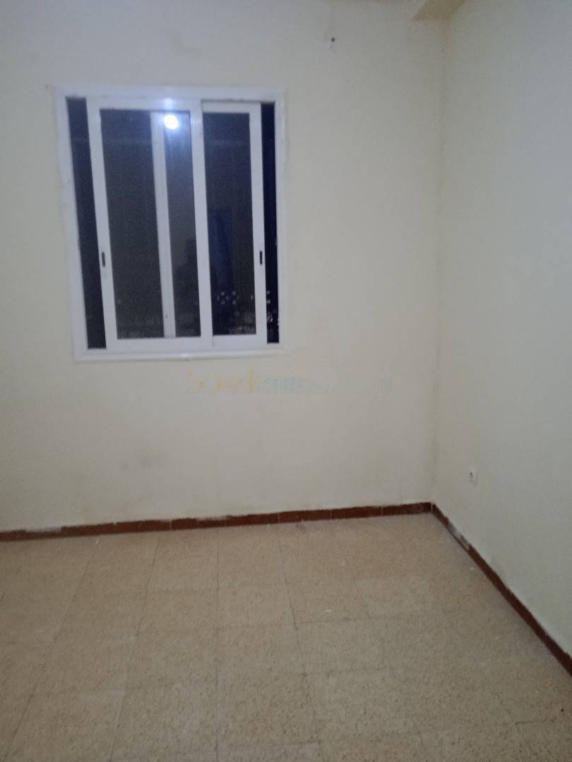 Location Niveau de villa F4 Bordj El Bahri