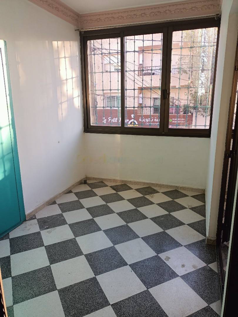 Location Niveau de villa F3 Birkhadem