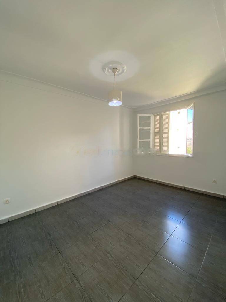 Location Appartement F4 Draria