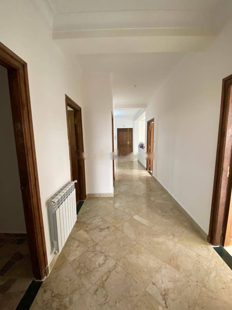 Location Appartement F4 Birkhadem