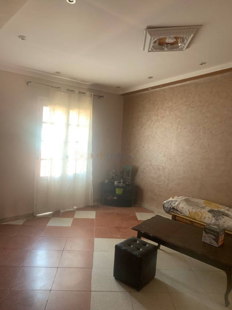 Location Niveau de villa F3 Dely Ibrahim