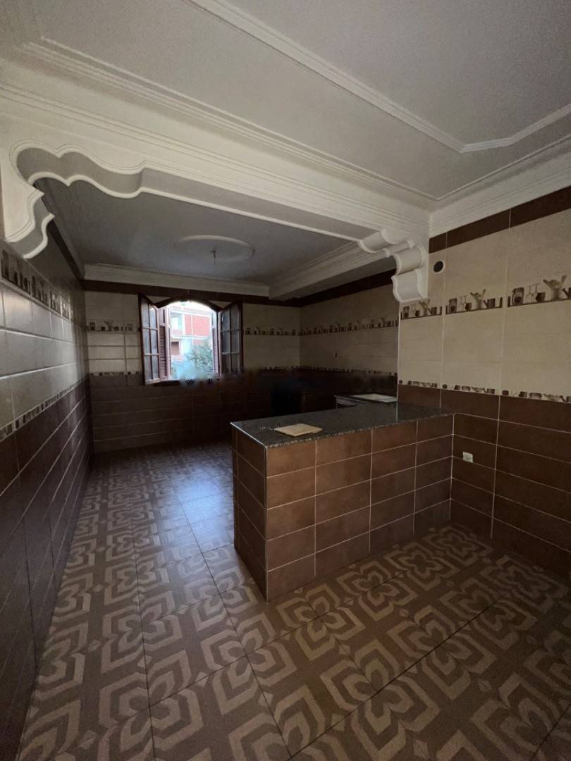 Location niveau de villa f4 saoula 17