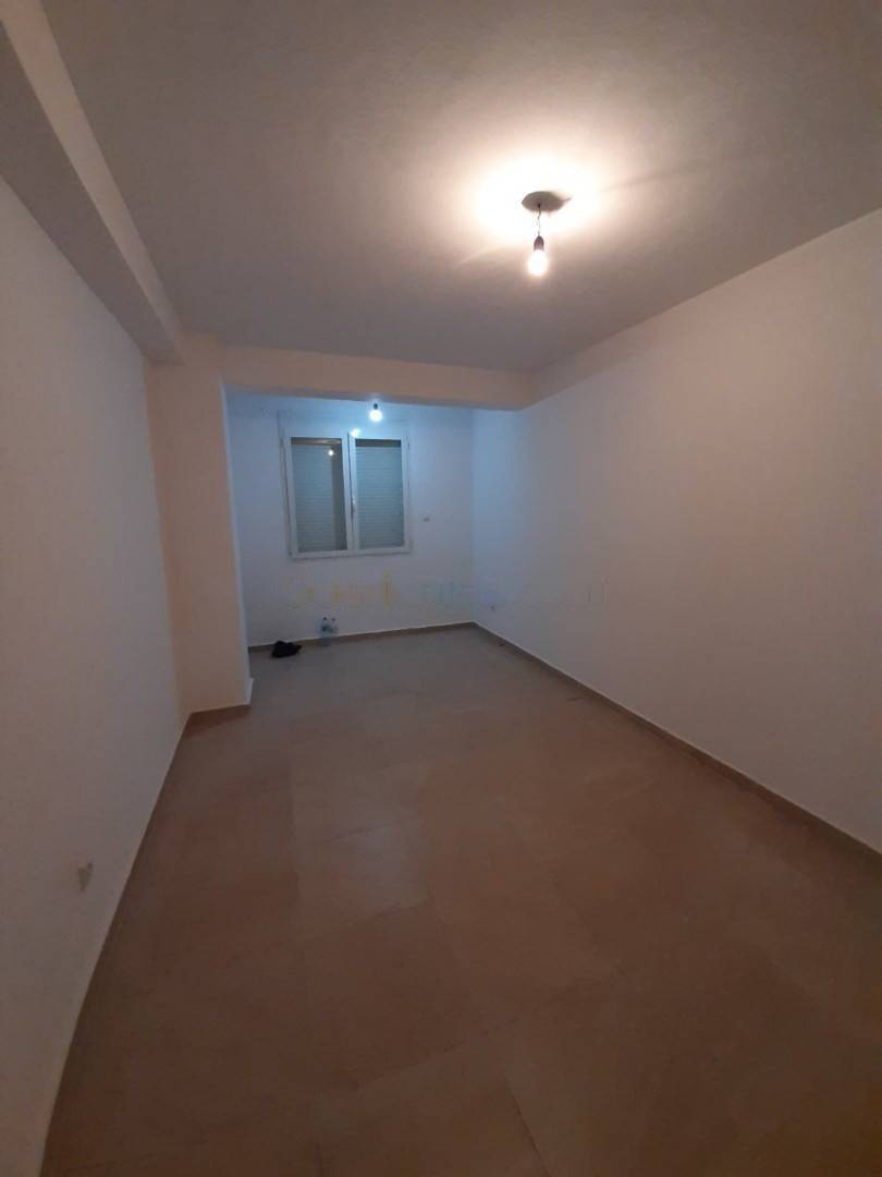 Vente Appartement F4 Souidania