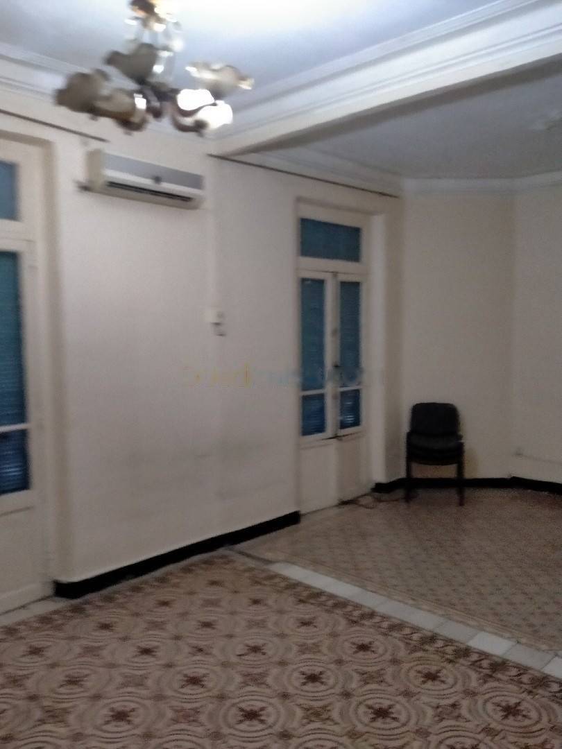 Location Appartement F4 Sidi M'Hamed
