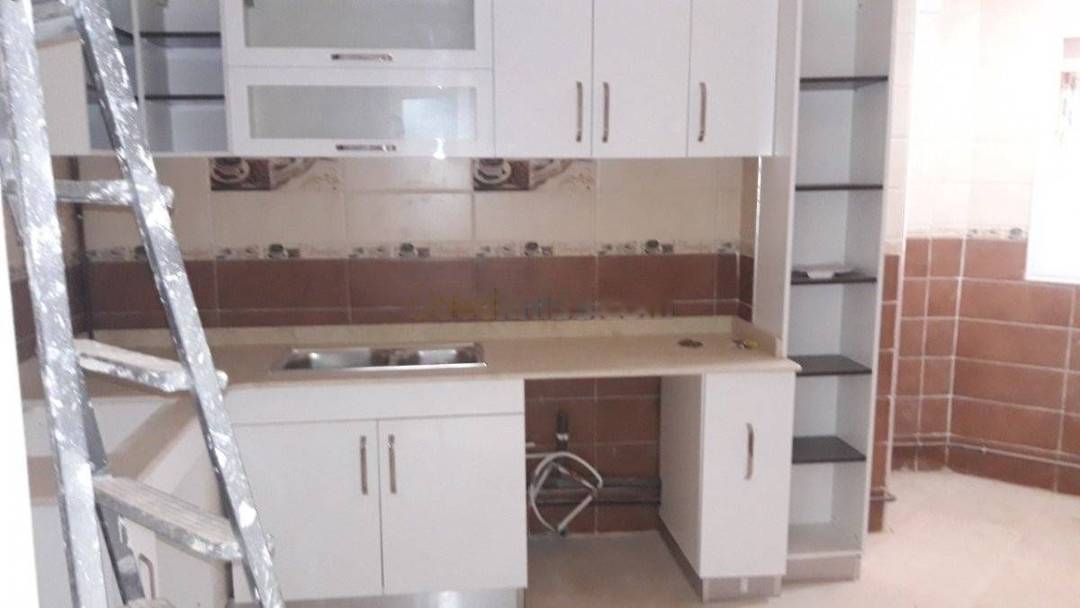 Location Appartement F5 Djasr Kasentina