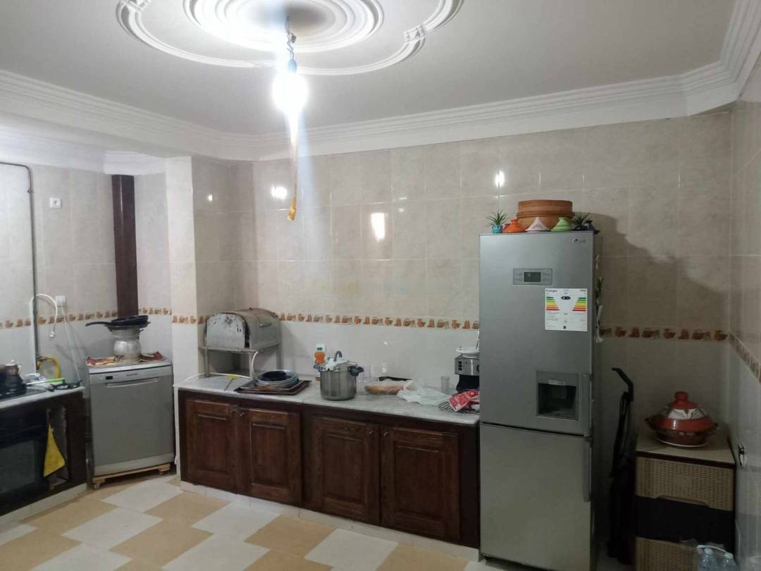 Location Niveau de villa F5 Ain Benian