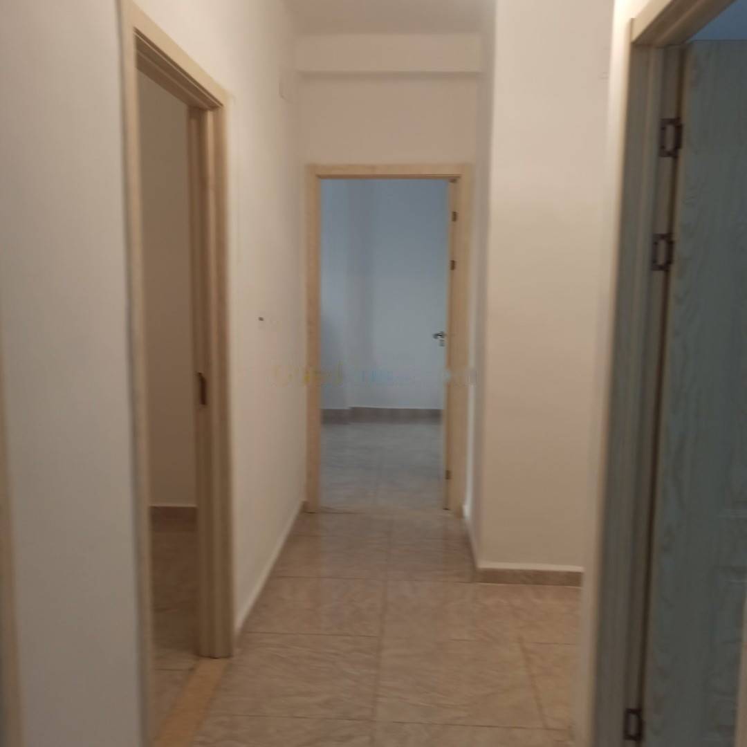 Location Appartement F5 Bordj El Bahri