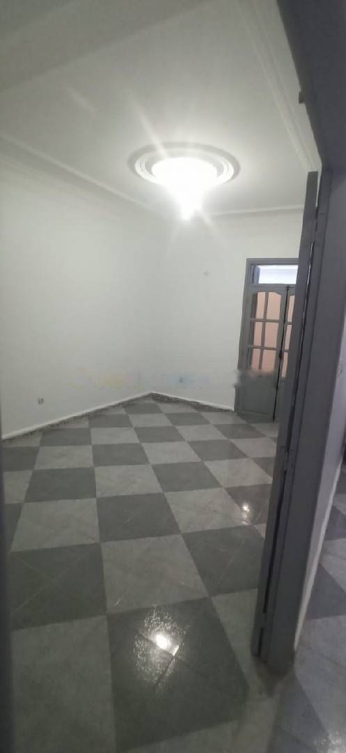 Location Niveau de villa F3 Ouled Fayet