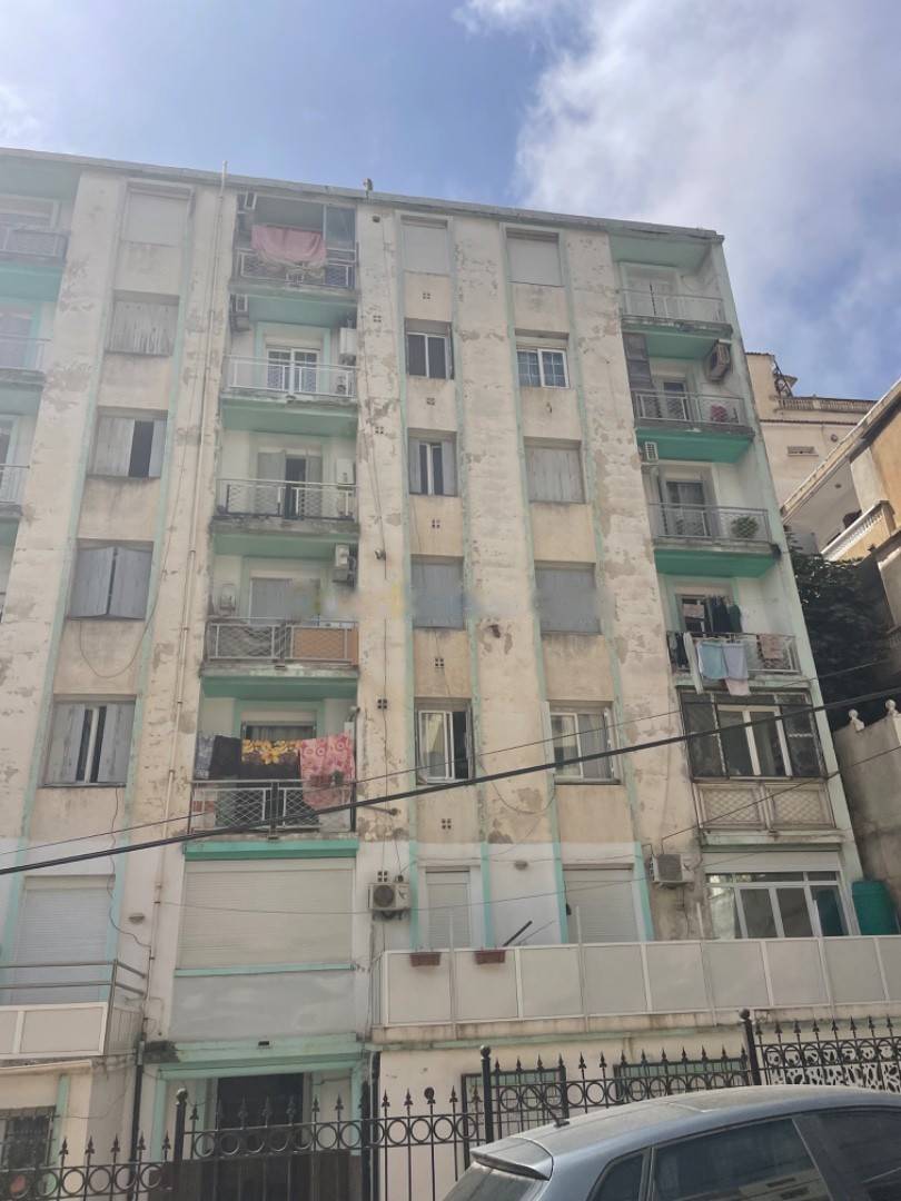 Location Appartement F4 Hydra